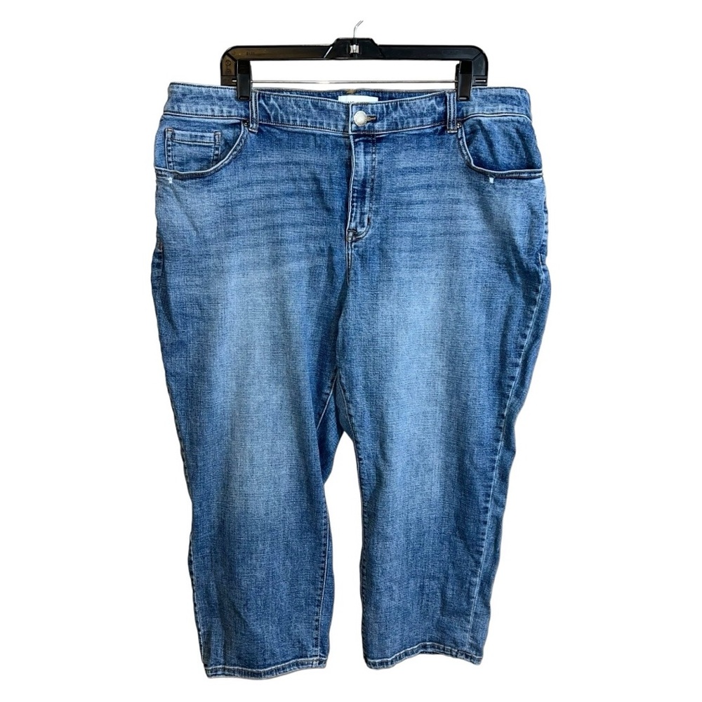 Lane Bryant Jeans Women’s Size 18 Blue Flex Magic Mid-Rise Boyfriend Capri 40x24